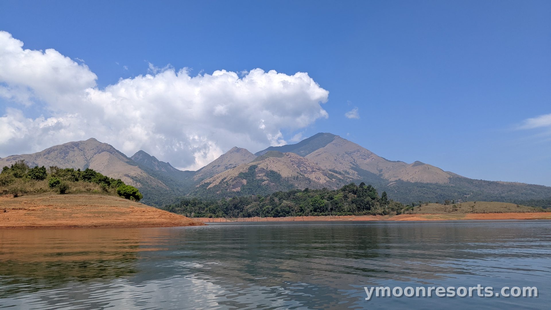 Banasura Sagar Dam . Speed Boat Service